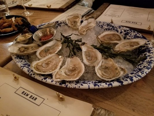 NICO | Oysters + Seafood by null