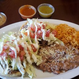 Sopes Lengua/ Asada, arroz & frijoles . Sopes Lengua/ Asada, arroz & frijoles .