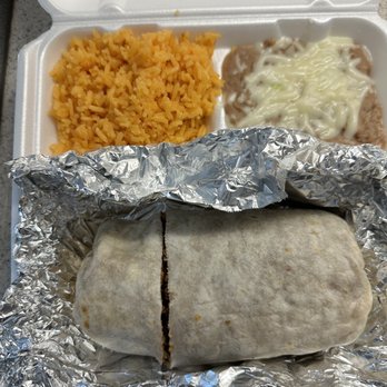 La Taqueria - The fact that this is the BABY burrito dinner is wild! Lol - Mexican Near Me - Hanover Park, Illinois