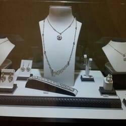 Kristof's Classic Jewelers - Beautiful jewels!
