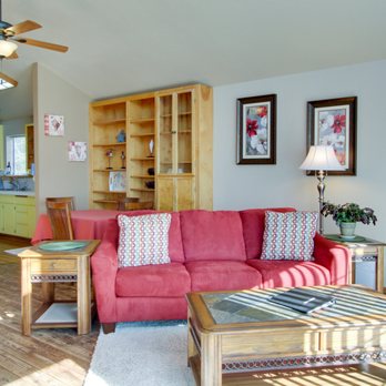 Ocean Cove Inn - Enjoy a homemade breakfast in the Oceanview Loft with room for 4 and your dog! https://www.vacasa.com/unit.php?UnitID=1436 - Hotels Near Me - Yachats, Oregon Ocean Cove Inn - Enjoy a homemade breakfast in the Oceanview Loft with room for 4 and your dog! https://www.vacasa.com/unit.php?UnitID=1436 - Hotels Near Me - Yachats, Oregon