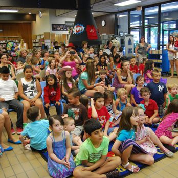 Balloon Storyteller - A packed house at Lake Arrowhead Library! - Performing Arts Near Me - Garden Grove, California Balloon Storyteller - A packed house at Lake Arrowhead Library! - Performing Arts Near Me - Garden Grove, California