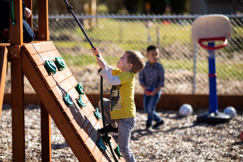 Christ the King Lutheran Preschool - childcare center in Snohomish, WA