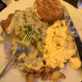 Werewolf - Country Fried Steak with mushroom gravy - Breakfast & Brunch Near Me - San Diego, California Werewolf - Country Fried Steak with mushroom gravy - Breakfast & Brunch Near Me - San Diego, California