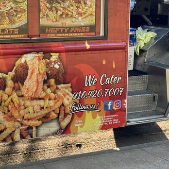 Hefty Gyros - Food Trucks Near Me Hefty Gyros - Food Trucks Near Me