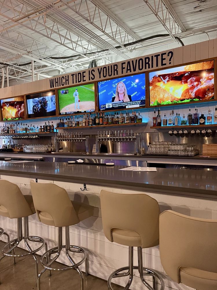 Tides Taproom Image