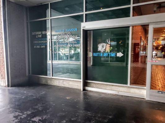 Billy Goat Tavern (Navy Pier) by null