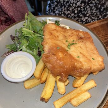 The Lowery Bar & Kitchen - Fish 'n' Chips - New American Near Me - Sunnyside, New York The Lowery Bar & Kitchen - Fish 'n' Chips - New American Near Me - Sunnyside, New York