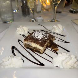 Angela's Ristorante & Pizzeria - Tiramisu