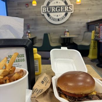 Fresh Press Burger Parlor - Burgers Near Me - Apache Junction, Arizona