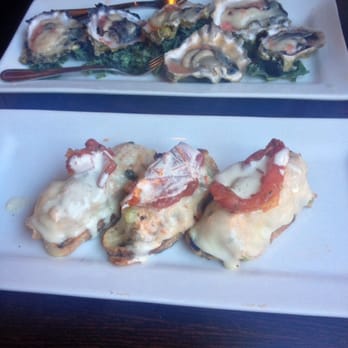 The Pullman - Oysters and salmon melt crostini - New American Near Me - Glenwood Springs, Colorado The Pullman - Oysters and salmon melt crostini - New American Near Me - Glenwood Springs, Colorado