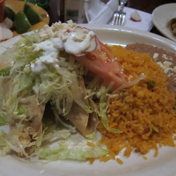 Tacos Matamoros - Quesadillas Con Carne o queso (Quesadillas with beef / cheese) - Mexican Near Me - Brooklyn, New York Tacos Matamoros - Quesadillas Con Carne o queso (Quesadillas with beef / cheese) - Mexican Near Me - Brooklyn, New York