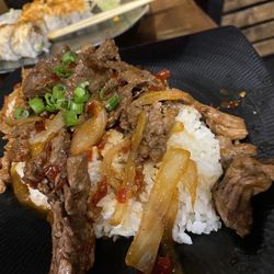 Senshi Grill & Sushi - Beef Don on white rice