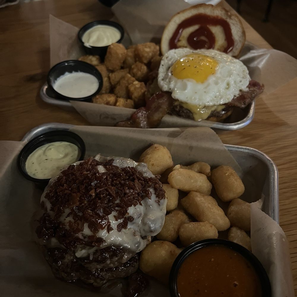 Yard Bar & Grill - Goomer burger no bun w cheese curds, good morning burger with tots - Cocktail Bars Near Me - Ventura, California Yard Bar & Grill - Goomer burger no bun w cheese curds, good morning burger with tots - Cocktail Bars Near Me - Ventura, California