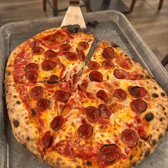 Antonacci Artisan Pizza Cafe - Pepperoni pizza - Italian Near Me - Boynton Beach, Florida Antonacci Artisan Pizza Cafe - Pepperoni pizza - Italian Near Me - Boynton Beach, Florida