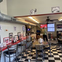 Pudge's Steaks & Hoagies - Inside