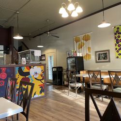TriBecca Allie Cafe - Inside