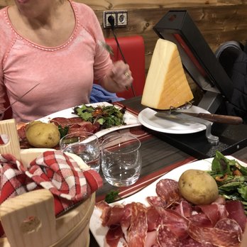 L'Escapade - Brasseries Near Me - Loudenvielle, 65