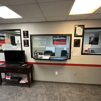 Safelite AutoGlass - Auto Glass Services Near Me - Great Neck, New York Safelite AutoGlass - Auto Glass Services Near Me - Great Neck, New York