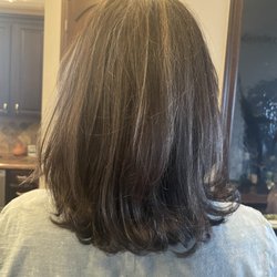 Nazzie's Salon