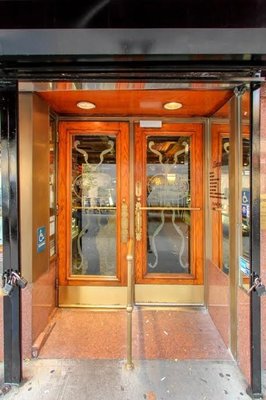 Veniero's Pasticceria & Caffe by null