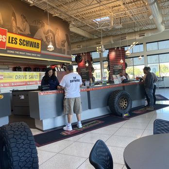 Les Schwab Tire Center - Checking in - Tires Near Me - Perris, California Les Schwab Tire Center - Checking in - Tires Near Me - Perris, California