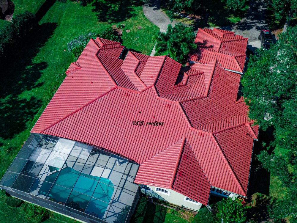 Slide of HD Roofing and Solar