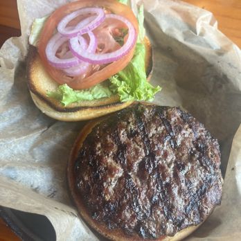 Brew Garden - Commando Burger - Sports Bars Near Me - Middleburg Heights, Ohio