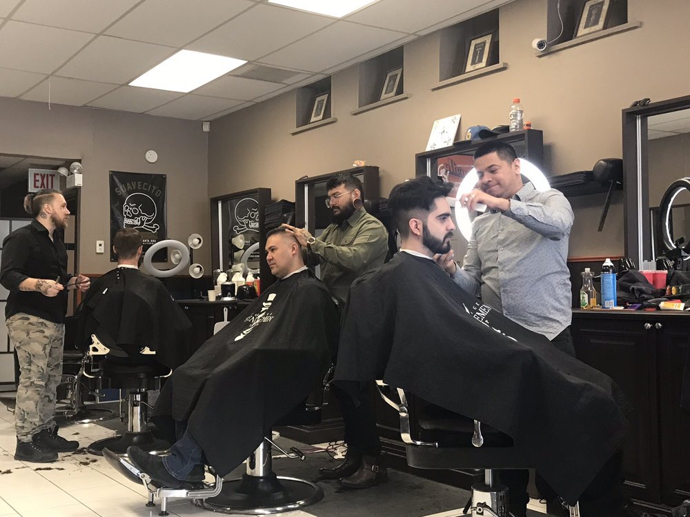 PORTAGE GENTLEMEN SHOP 53 Photos & 43 Reviews Barbers 5359 W