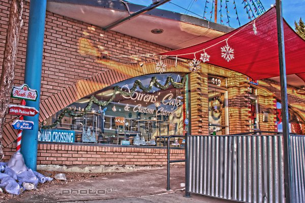 Sirens Cafe & Custom Catering by null