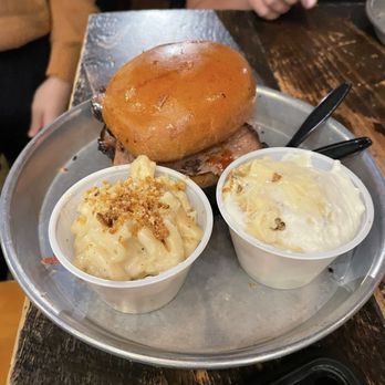 Edley's Bar-B-Que - Barbeque Near Me - Nashville, Tennessee