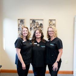 AuD Hearing - Dr. Ellen Cooperider (Audiologist), Kim Baker (Patient Care Coordinator) and Dr. Monara Ledtke (Audiologist)