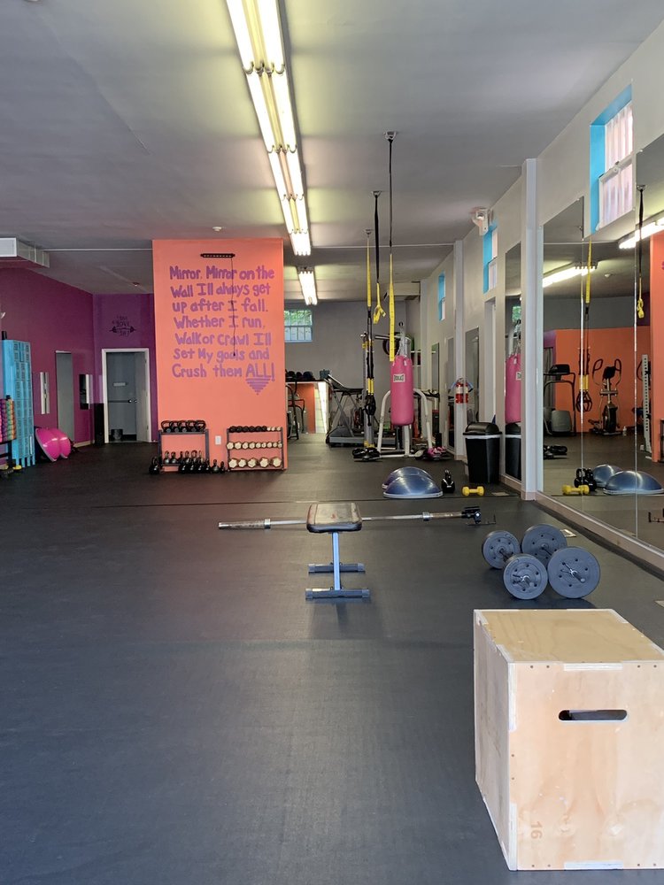 BEAUTIES AND BARBELLS Updated June 2024 523 Station Ave, Haddon