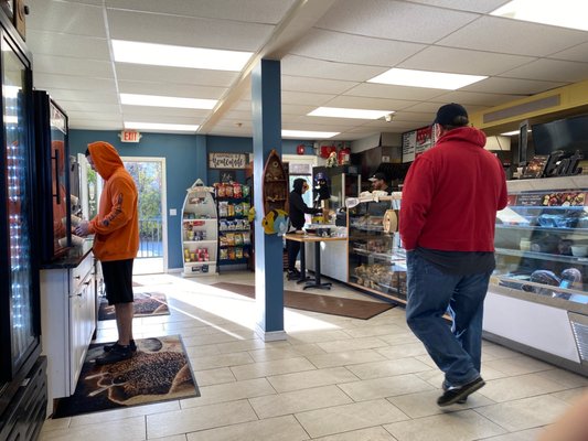 Pop’s Bagel Shop by null