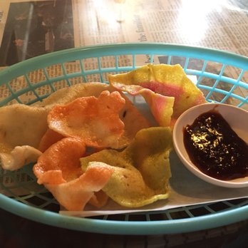Top Thai Cuisine - Complementary potato crisps - Thai Near Me - Northridge, California Top Thai Cuisine - Complementary potato crisps - Thai Near Me - Northridge, California