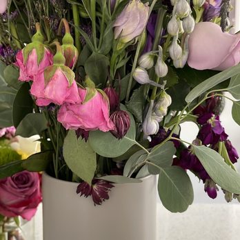 UrbanStems - Florists Near Me UrbanStems - Florists Near Me