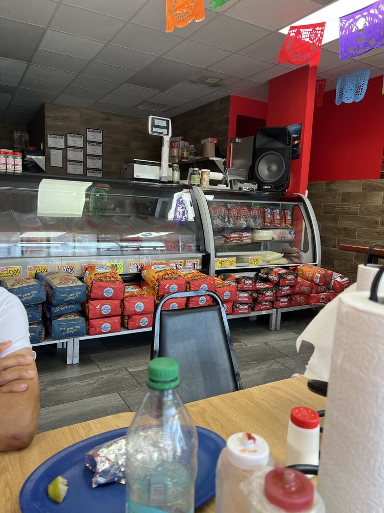 Carnitas Y Barbacoa Los Compadres