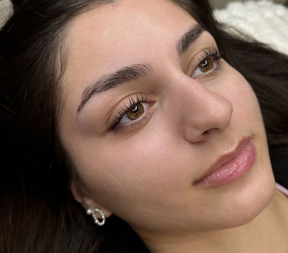 Brow Babe Logo