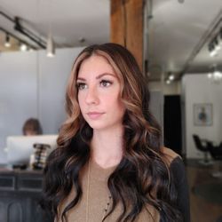 Lavish Salon