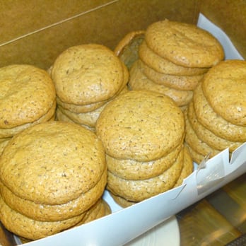 Star Bakery - Almond Cookies - Bakeries Near Me - Los Angeles, California Star Bakery - Almond Cookies - Bakeries Near Me - Los Angeles, California