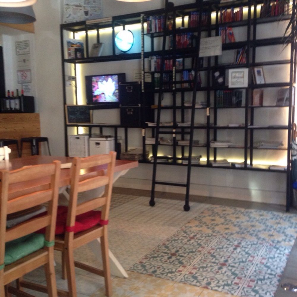 La Ciudad Invisible - Cafeteria Near Me - Madrid, M La Ciudad Invisible - Cafeteria Near Me - Madrid, M