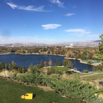 Lakeridge Golf Course - The highlight of your round, the tee at #15 - Golf Near Me - Reno, Nevada Lakeridge Golf Course - The highlight of your round, the tee at #15 - Golf Near Me - Reno, Nevada
