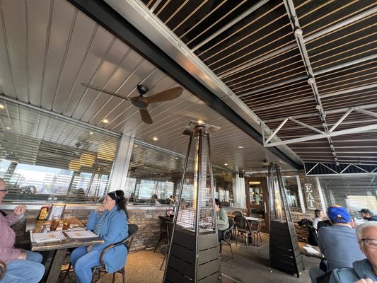 Central Diner & Grille by null