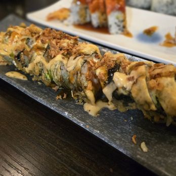 Momo Sushi - Sweetheart roll - Sushi Bars Near Me - Henderson, Nevada