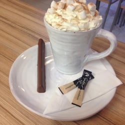 The Hidden Pantry - Hot Chocolate, with all the trimmings!