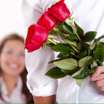 Bates Flowers by Design - Florists Near Me - Grinnell, Iowa