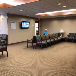 Cleveland Eye and Laser Surgery Center - Waiting area.
