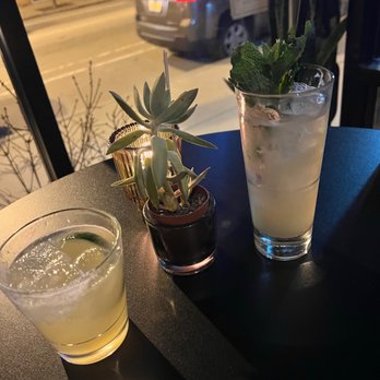Moonflower - Cocktail Bars Near Me - Chicago, Illinois