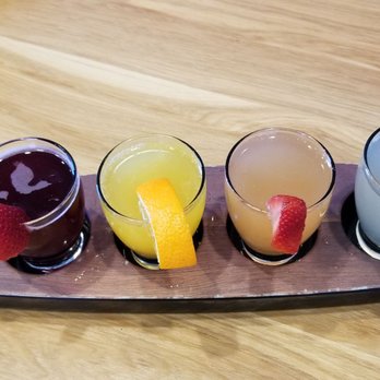 Broken Yolk Cafe - Mimosas - Breakfast & Brunch Near Me - Costa Mesa, California Broken Yolk Cafe - Mimosas - Breakfast & Brunch Near Me - Costa Mesa, California