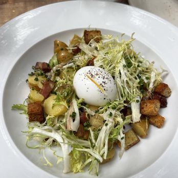 Bistro Campagne - Salad - French Near Me - Chicago, Illinois